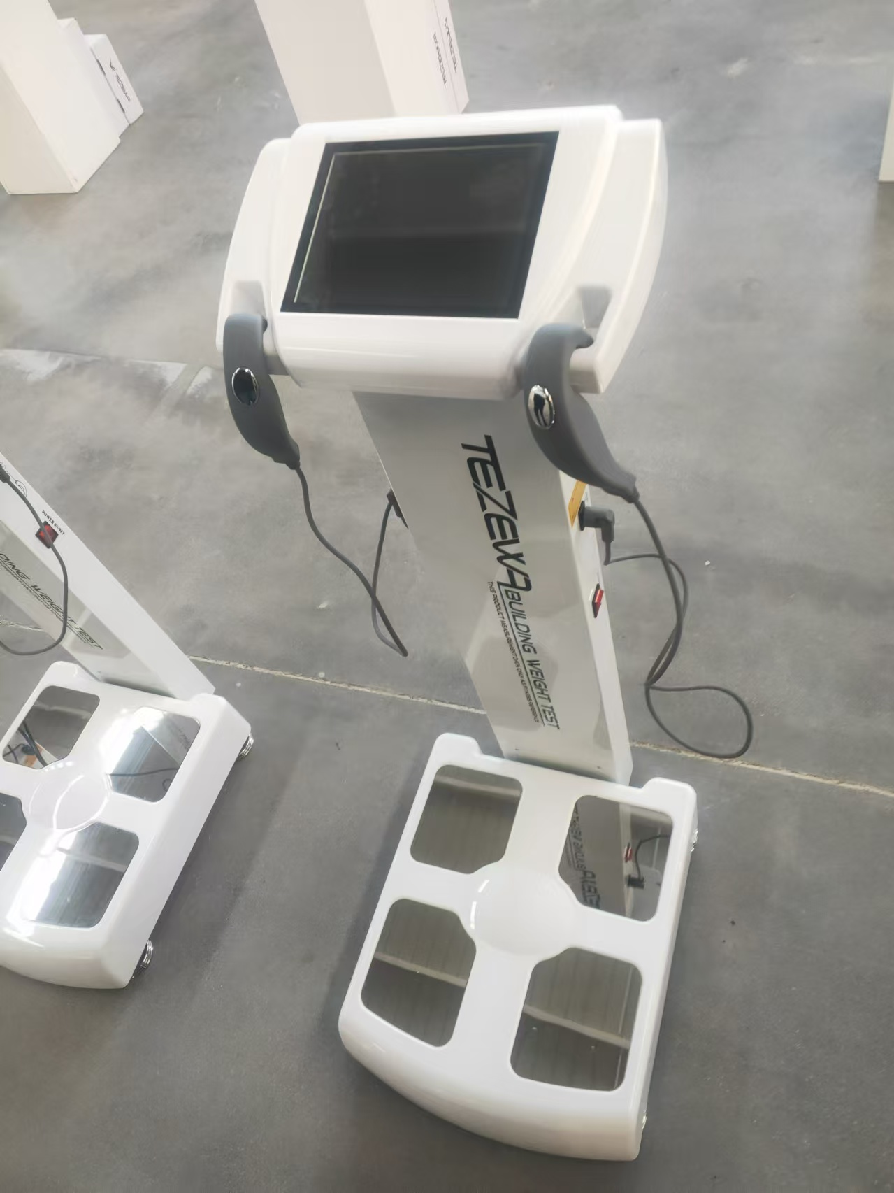 Lateral Trainer